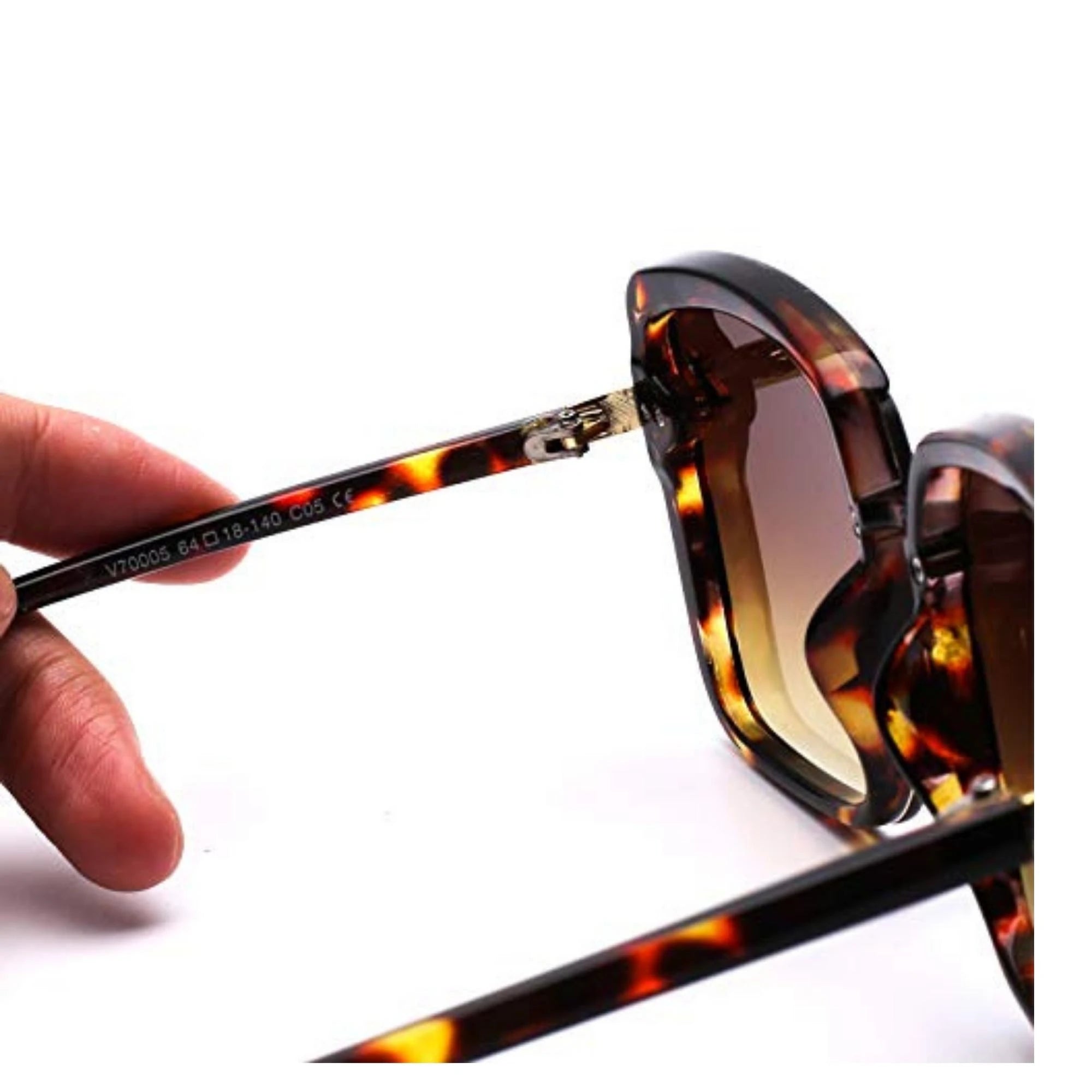 Queen Bee Oversized Square Sunglasses For Women - Leopard Print Queen Bee Oversized Square Sunglasses For Women - Leopard Print